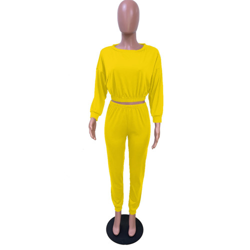Slant shoulder casual suit