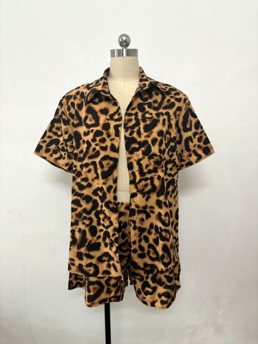Leopard print short sleeved shorts two-piece set