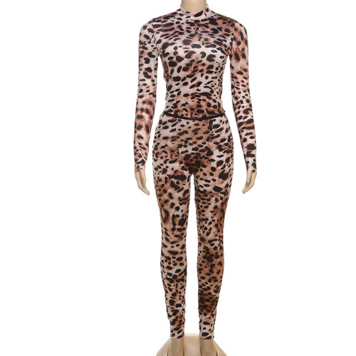 Half high neck contrasting leopard print tight pants two-piece set