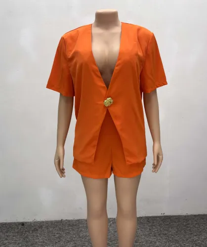 Solid color short sleeved suit high waisted shorts two-piece set