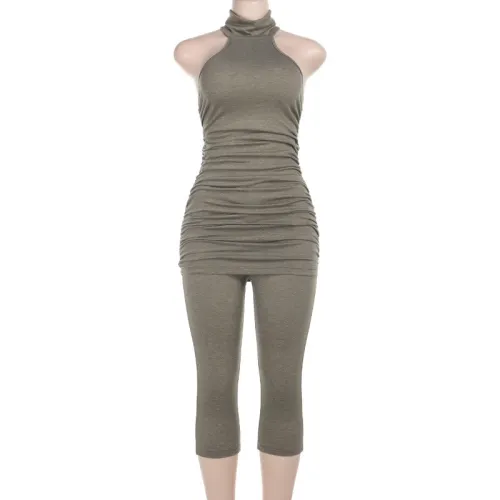 High neck sleeveless vest top, high waist tight five quarter pants set