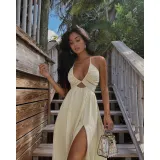 Chest hugging V-neck dress with loose slit and large swing skirt
