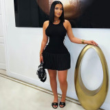 Threaded sleeveless pleated mini skirt