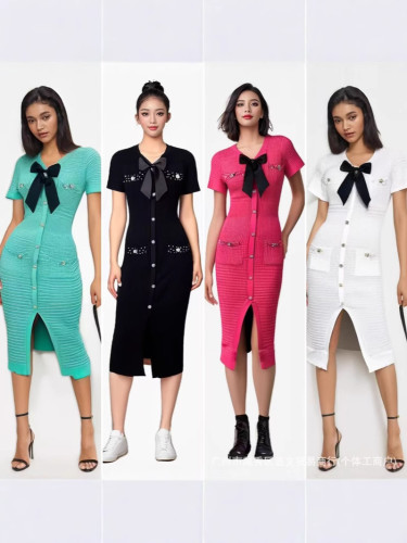 V-neck bow short sleeved button knit slit dress