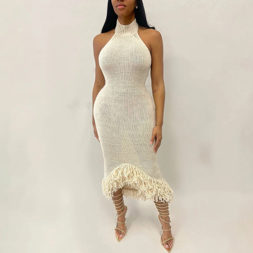 Hanging neck, exposed back, high waist, wrapped buttocks, woolen dress