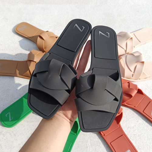 Beach crystal jelly one-piece slippers