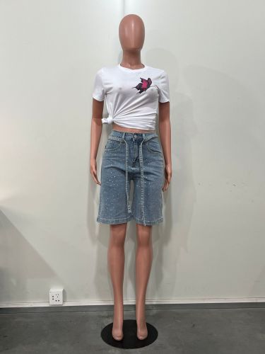 Loose denim 5-point pants with full rhinestone hot stamping and additional waistband