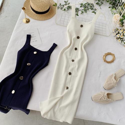 Square collar buckle sleeveless vest with split bottom skirt