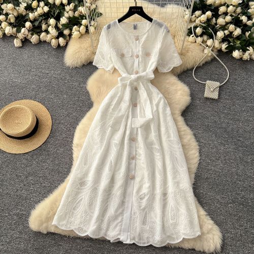 Single breasted hollowed out embroidered round neck waist cinched short sleeved dress