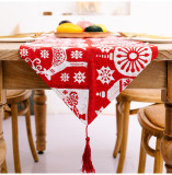 Christmas Table Runners, Red Christmas Tablecloth Holiday Washable Dining Table Runner for Christmas Table Decoration, Family Dinners or Gatherings, Indoor or Outdoor Parties