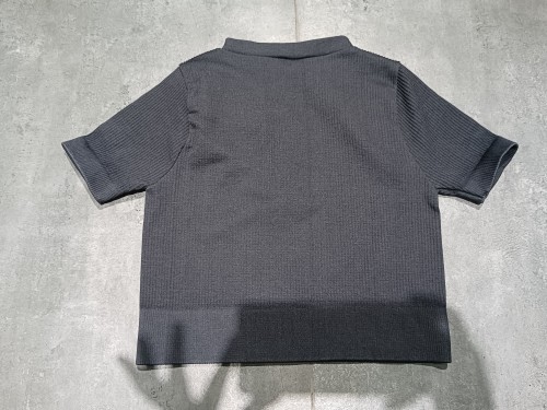 SEAMLESS RIBBED CREW NECK 