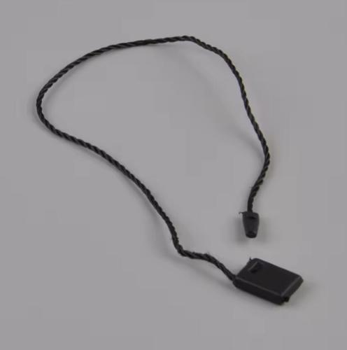 Factory Direct Sale Black Square Hanging Tablets Lockable Swing Rope Clothing Tag