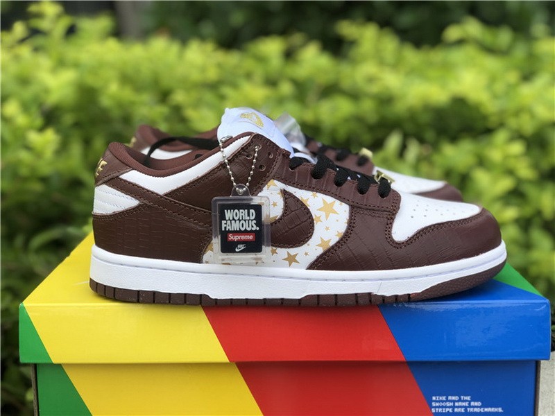 supreme nike sb dunk low brown