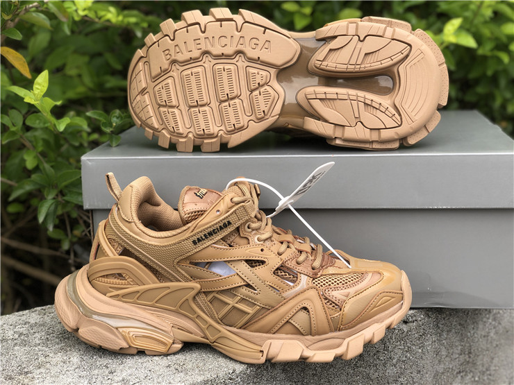 balenciaga muddy shoes