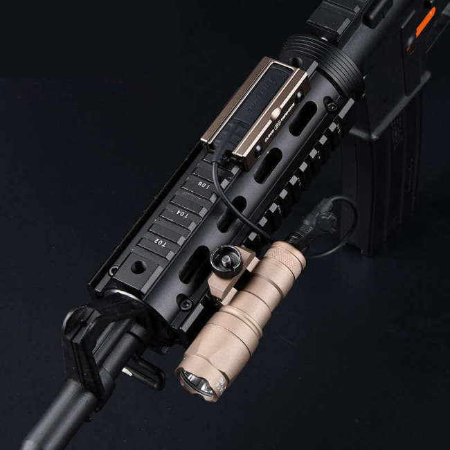 Tactical Airsoft Flashlight Surefire M600B M600C M600U MINI Weapon Gun Hunting Light LED