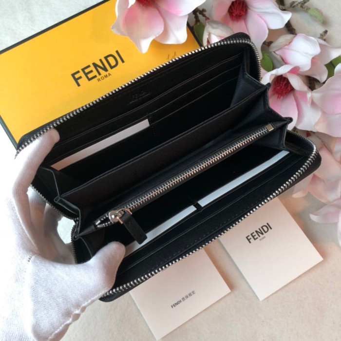 FENDI/フェンディ ラウンドファスナー式長財布 FE19P160-FD11