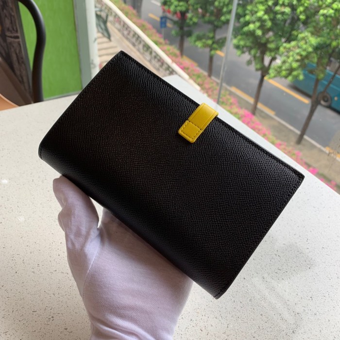 セリーヌ(CELINE）19SS 大号 長財布 カードケース 4184-CL124