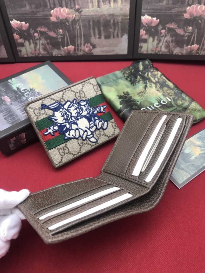 GUCCI グッチ 短財布 二つ折り短財布 557702-1 人気秋冬新作