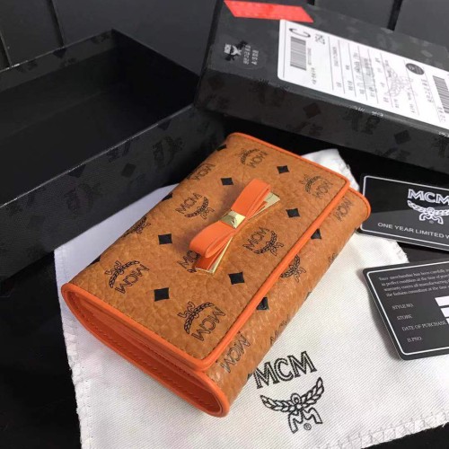 人気商品激安 エムシーエム 短財布 三つ折り財布 8086-MC520