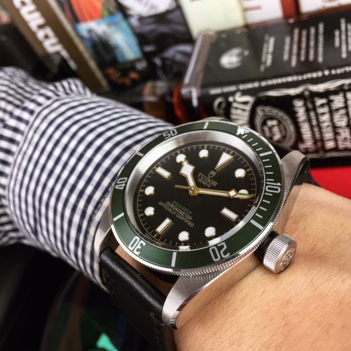 チュードル（TUDOR ）メンズ 時計 腕時計 42mm 値下受付 TUD-TSHM340-03