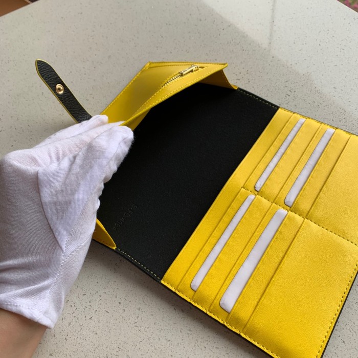 セリーヌ(CELINE）19SS 大号 長財布 カードケース 4184-CL124