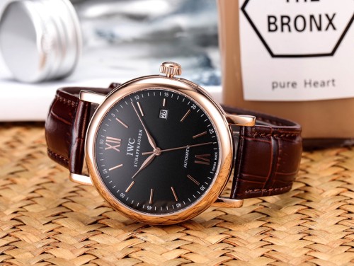 IWC(アイダブリューシー) 腕時計 自動巻き 42mm メンズ IWC-TSH370-097