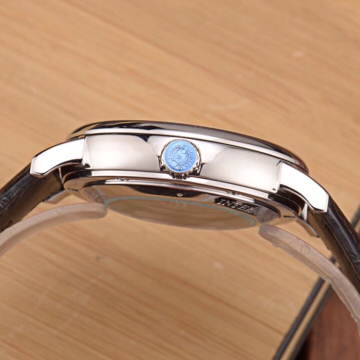 IWC(アイダブリューシー) 腕時計 40mm 自動巻き メンズ IWC-TSH440-50