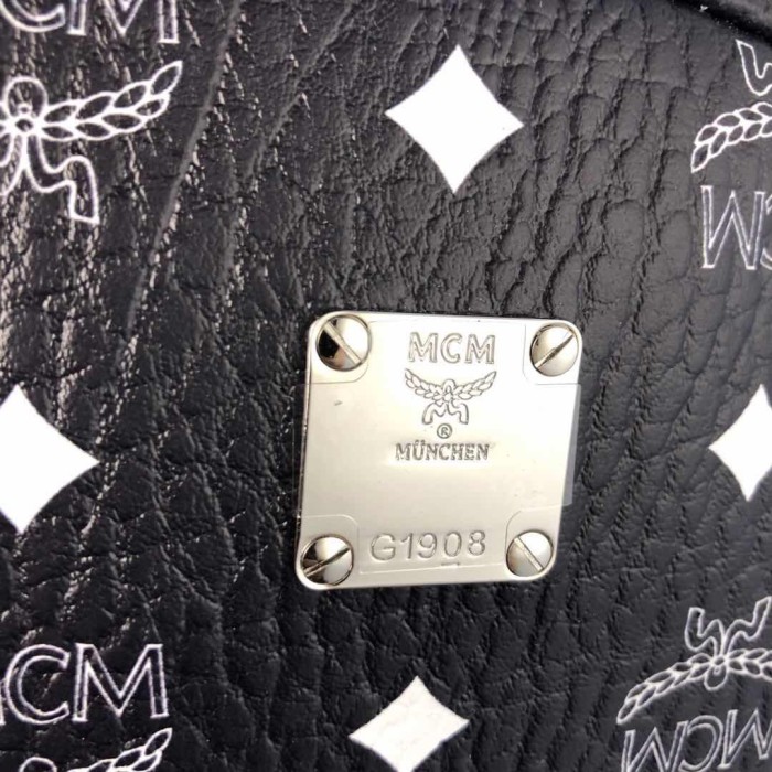 MCM(エムシーエム) 超高品質 後背包 リュック 5723-MC208