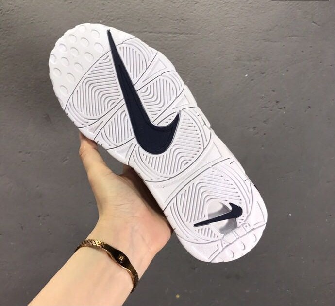 19SSNike Air More Uptempo QS スニーカー 男女着 A00-19P200-NI31