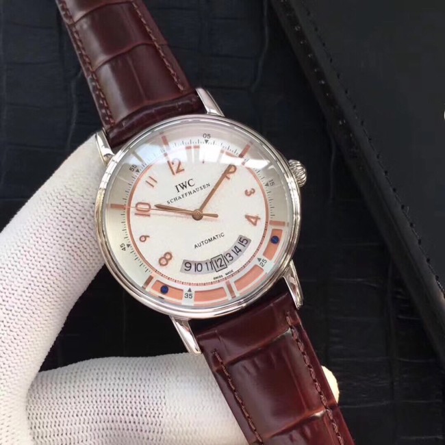 IWC(アイダブリューシー) 腕時計 42mm 自動巻き メンズ IWC-TSH420-22