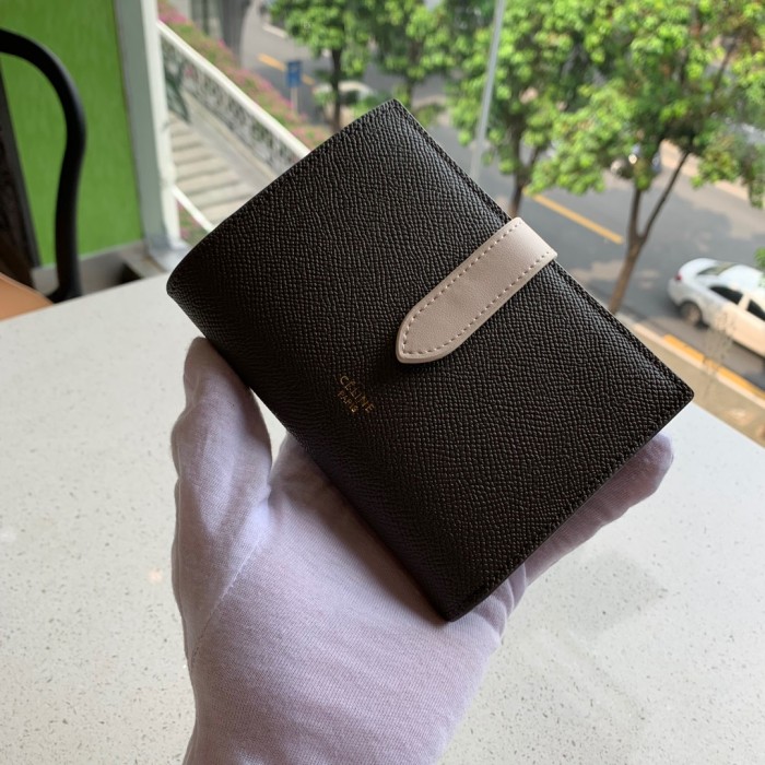 セリーヌ(CELINE）人気 小号 短財布 カードケース 28LB-CL118