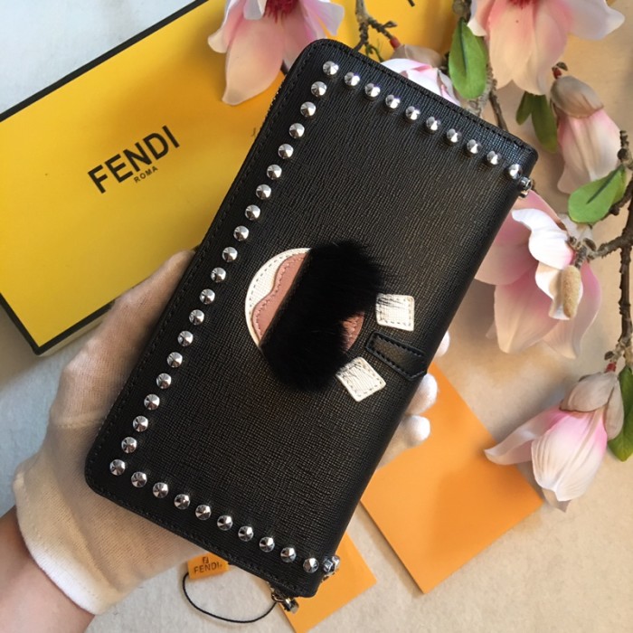 FENDI/フェンディ ラウンドファスナー式長財布 FE19P150-6623