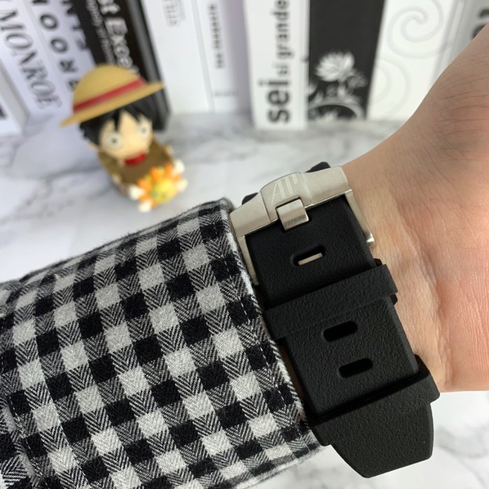 オーデマ ピゲ AUDEMARS PIGUET 腕時計 3針 メンズ 43mm AP-TSH330-069