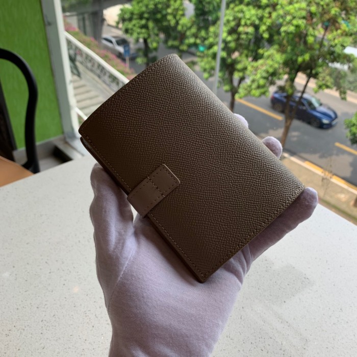 セリーヌ(CELINE）人気 小号 短財布 カードケース 28LB-CL115