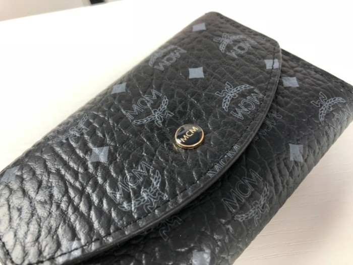人気商品激安 エムシーエム 短財布 三つ折り財布 8009-MC509