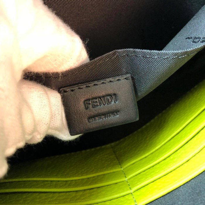 新作通販 FENDI/フェンディ財布 セカンドバッグ FD19P260-FD10