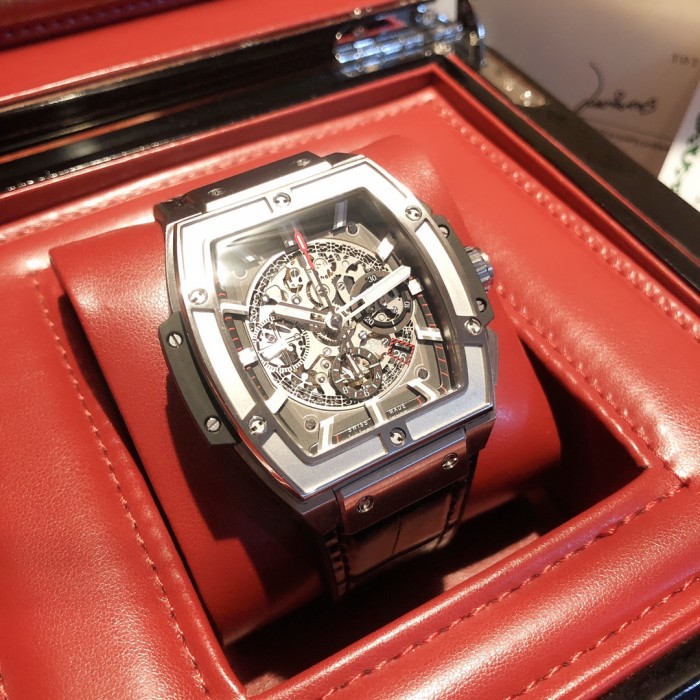 ウブロHUBLOT Asian 7750搭載 28800振動 ビッグバン GX2001P1750-7750-17