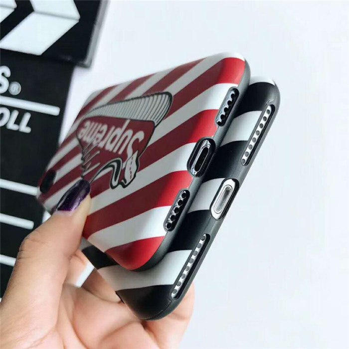 シュプリーム iphone xr/xs maxケース 個性 ブランド supreme アイフォン x/xs カバー 人気 iphone xr/8プラスケース ペア向け