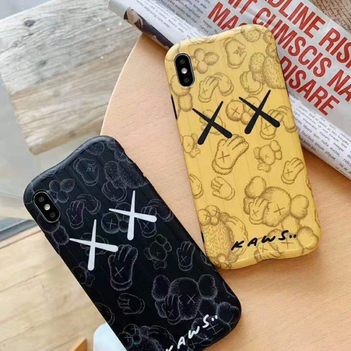 Kaws iphone11/11pro/11pro maxケース アイフォンxs/xr/xs maxケース 可愛いiphone x/7/8/plusケース 個性潮流 大人気