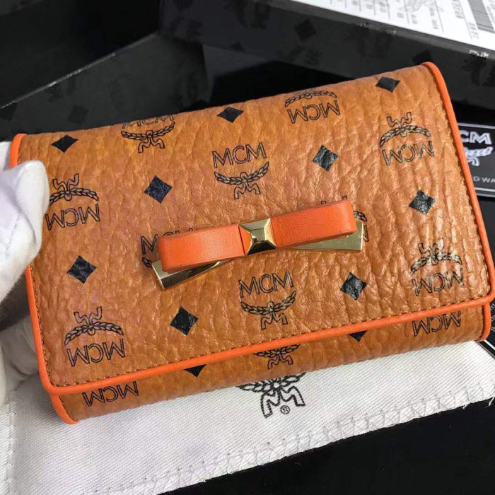 人気商品激安 エムシーエム 短財布 三つ折り財布 8086-MC520