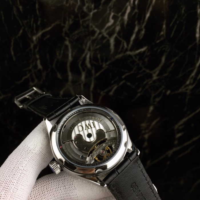 IWC(アイダブリューシー) 腕時計 41mm 自動巻き メンズ IWC-TSH380-064