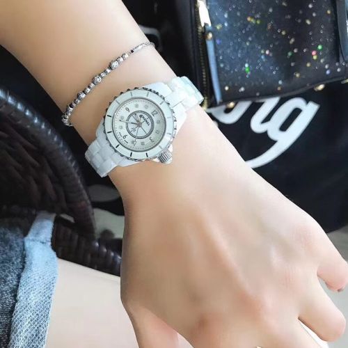 Chanel シャネル 腕時計 時計 レディース 定番人気商品 CH-TSH160-001
