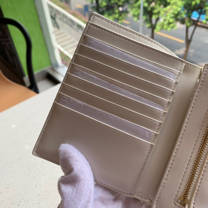 セリーヌ(CELINE）人気 小号 短財布 カードケース 28LB-CL117