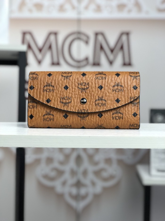 人気商品激安 エムシーエム 长財布 三つ折り財布 8008-MC512
