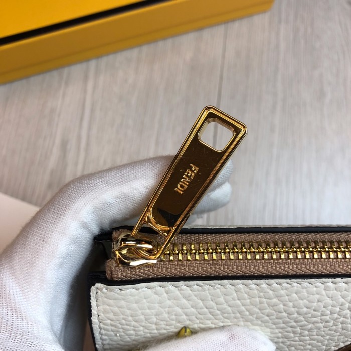 特N品 FENDI/フェンディ 財布 セカンドバッグ XD19P380-FD23