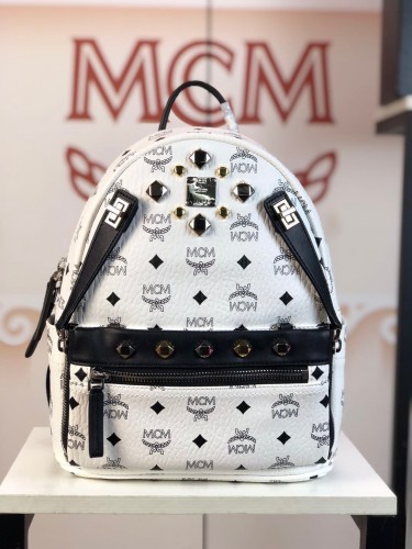 19SS エムシーエム 中号サイズ 後背包 リュック 5277-MC042