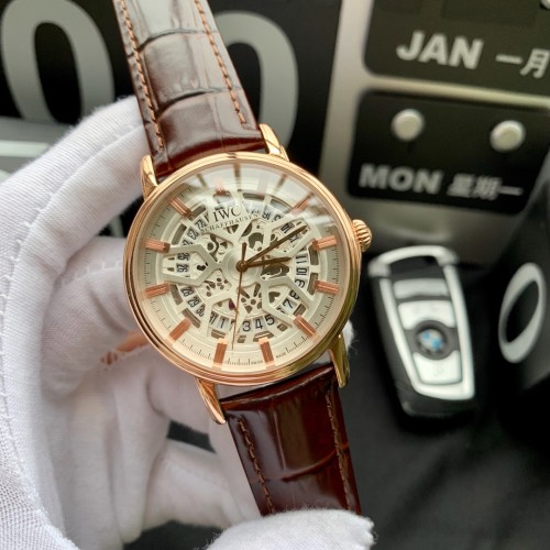 IWC(アイダブリューシー) 腕時計 40mm 自動巻き メンズ IWC-TSH420-48
