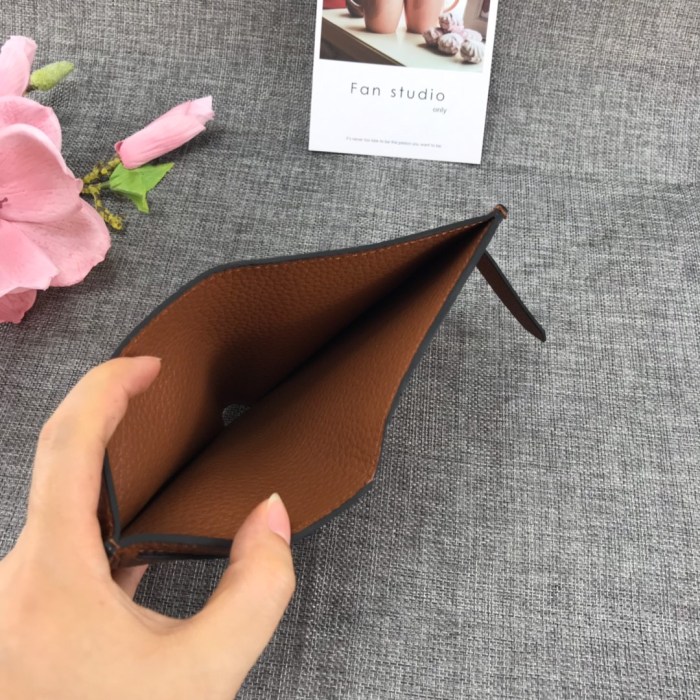 HERMES エルメス 牛革 TOGO 二つ折り財布 DZ2001P180-5120-02