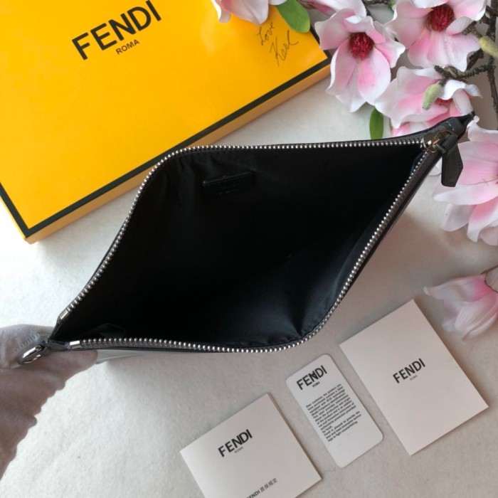 新作 FENDI/フェンディ メンズ セカンドバッグ FE19P180-FD04
