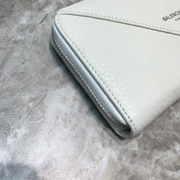 Balenciaga バレンシアガ 大人気 ラウンドファスナー式財布 XD-2001P-BA091B